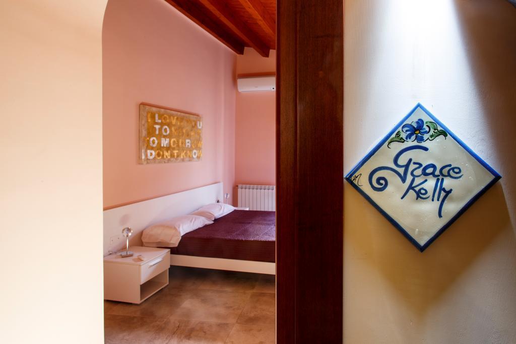 אגריג'נטו Four Rooms חדר תמונה