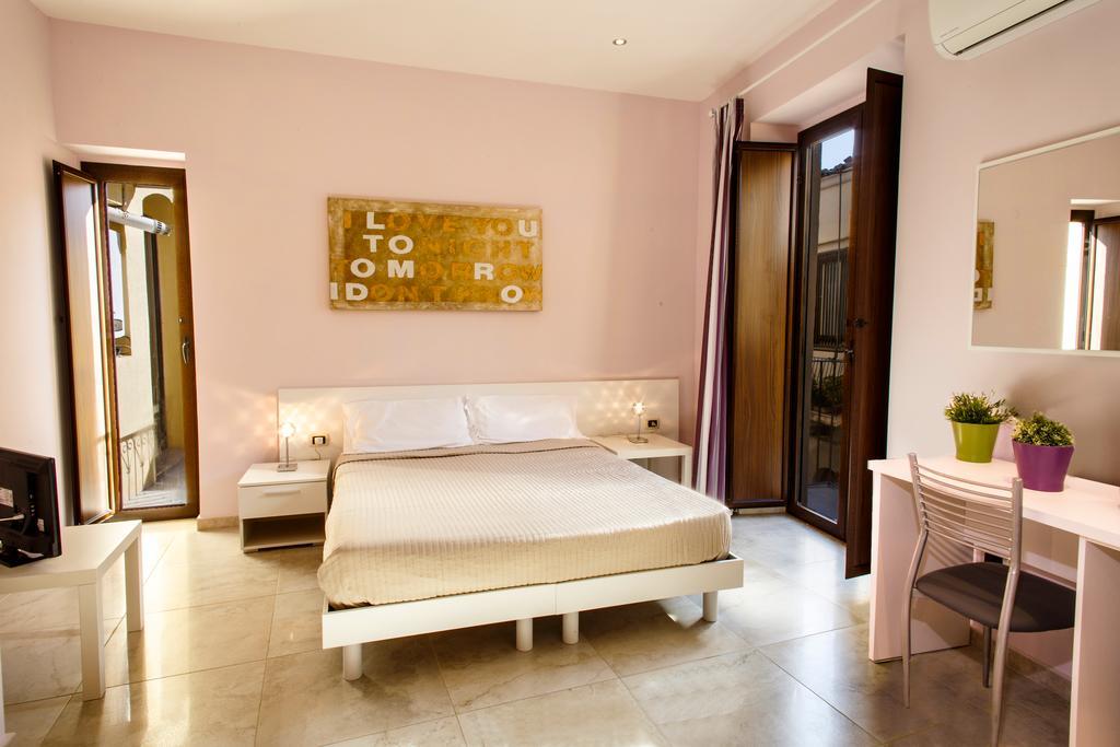 אגריג'נטו Four Rooms חדר תמונה