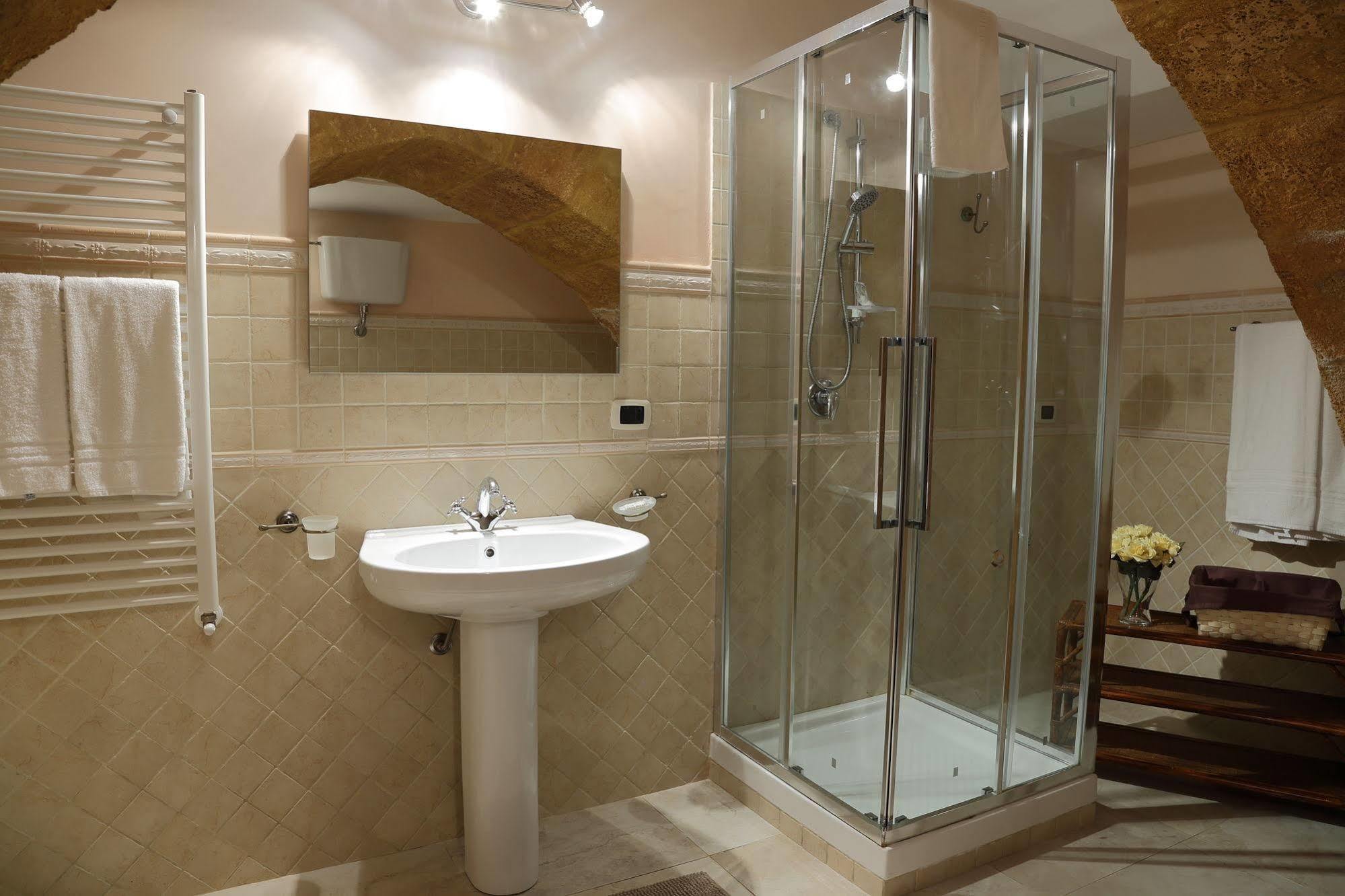 אגריג'נטו Four Rooms מראה חיצוני תמונה